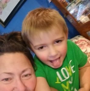 Meet your Posher, Leah